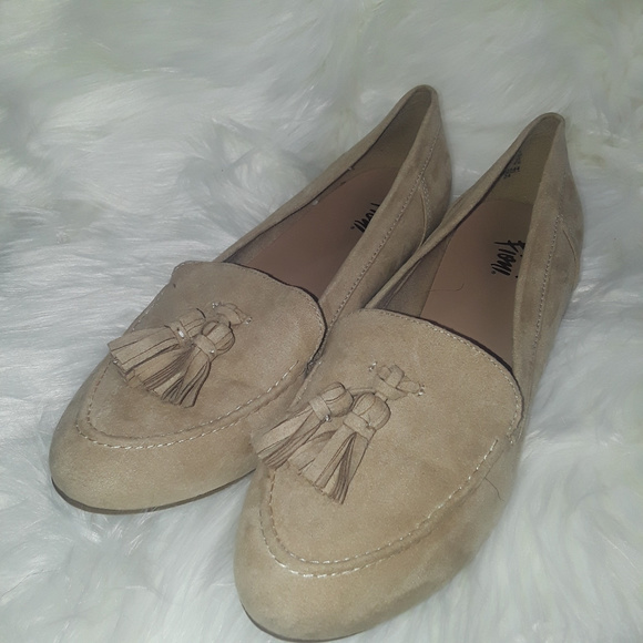 Fioni Shoes - Fioni Women's Beige Suede Slip On Flat Loafer Shoe
